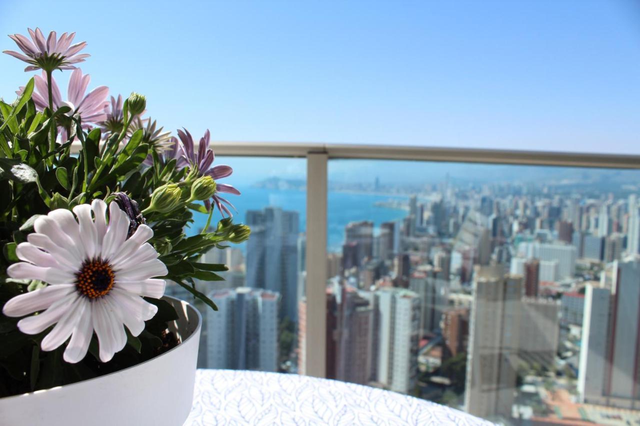 Skyline 20 Apartamento De Lujo Con Terraza Privada Y Vistas Al Mar Бенідорм Екстер'єр фото